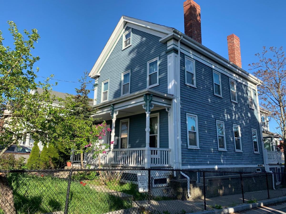 Beautiful Victorian House, Room Boston Exterior photo