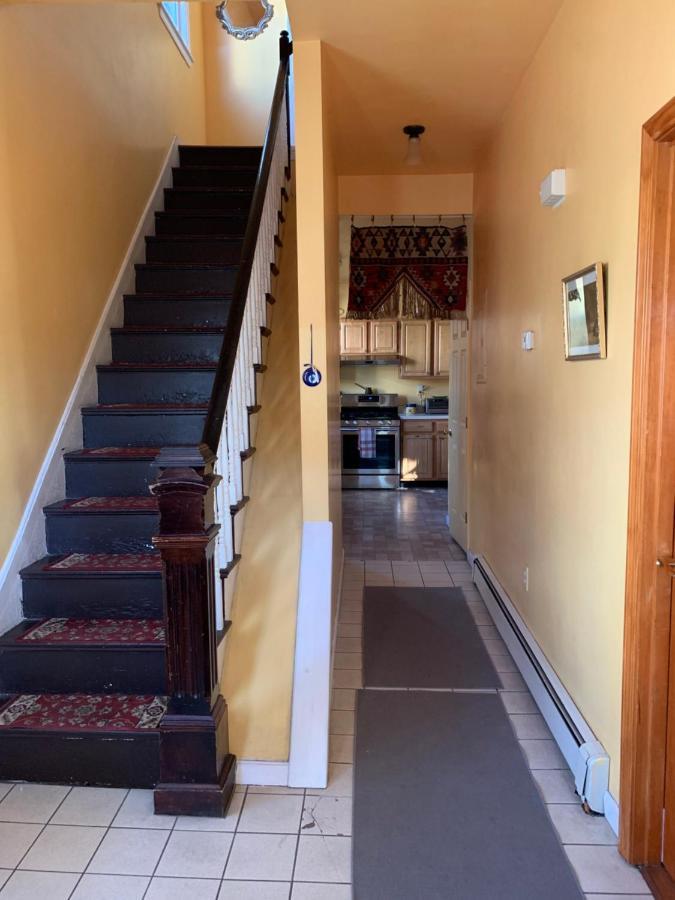 Beautiful Victorian House, Room Boston Exterior photo